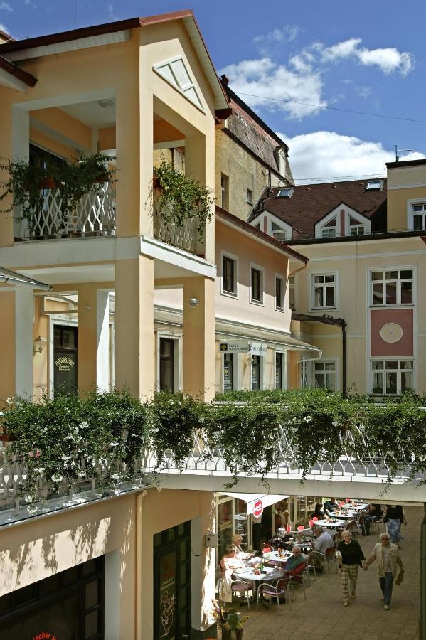 Apartmany Cesky Dvur Marianske Lazne Exterior photo